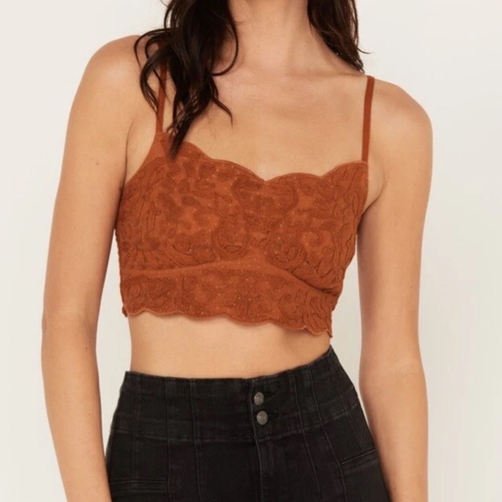 SHYANNE | Elegant Rust Brown Lace Western
Crop Top | Size Medium